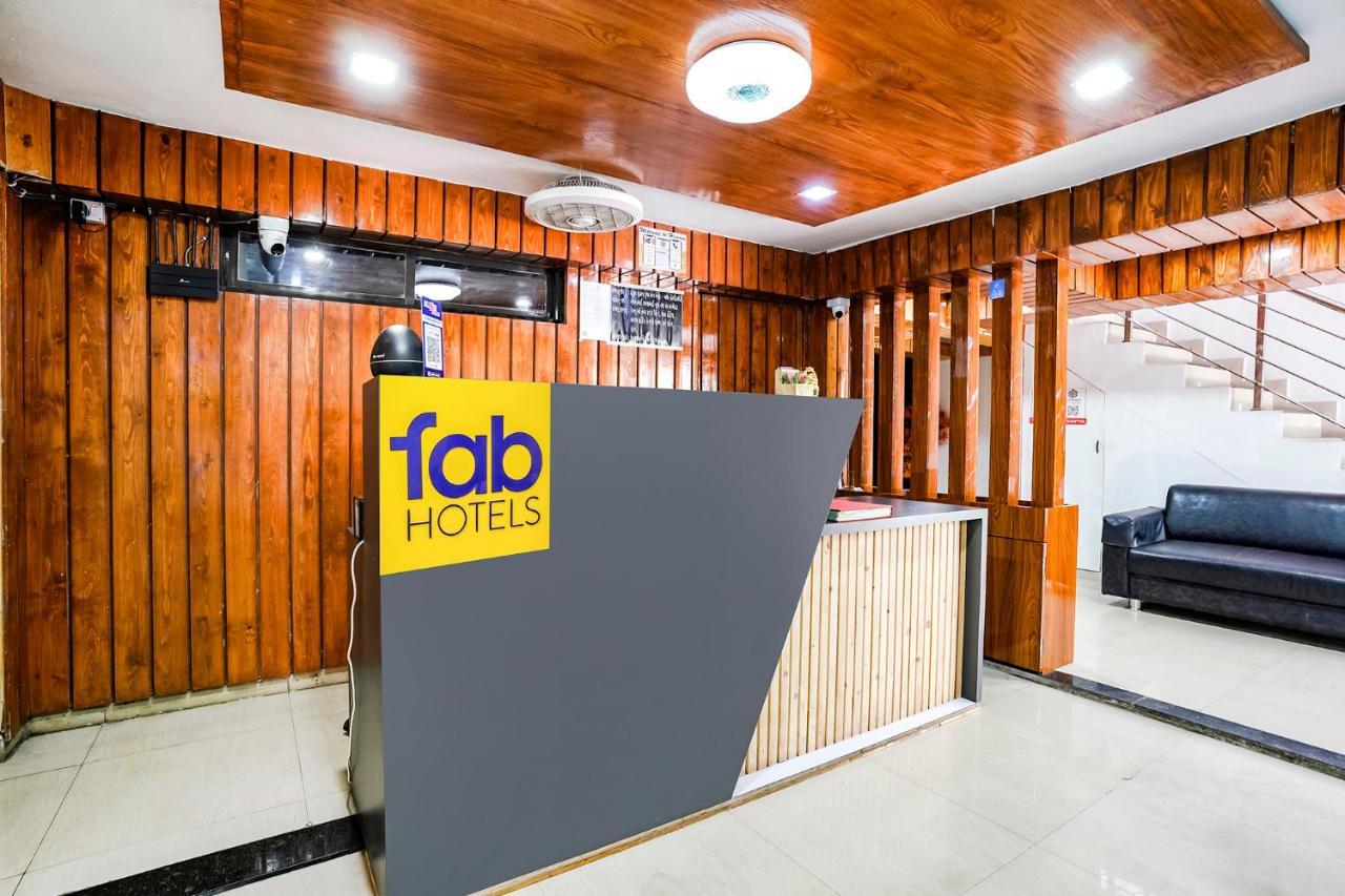 Fabhotel Vrundavan, Athwa Bhatha Экстерьер фото